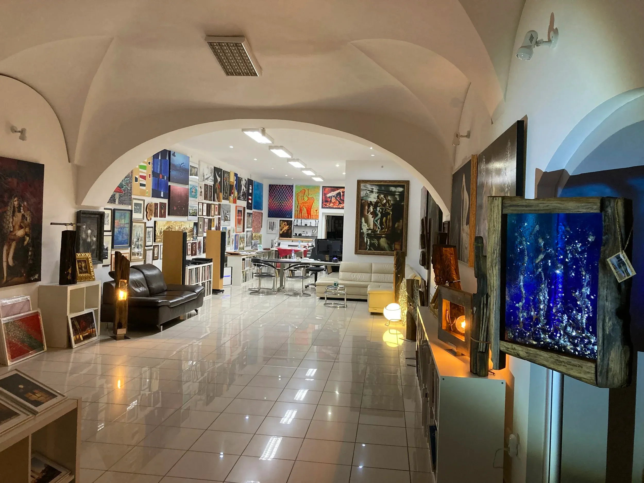 Interiér galérie slachta.gallery